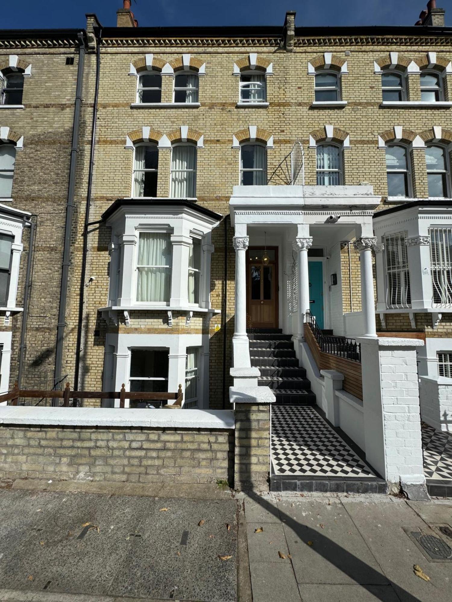 Charming With Garden Views *